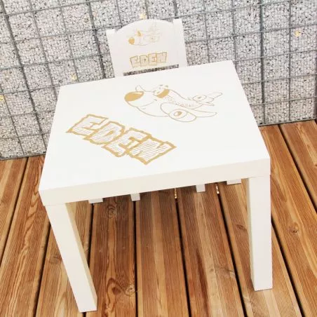 Table enfant personnalisée - Avion Table enfant personnalisée - Avion