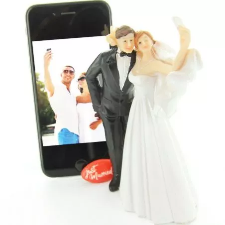 Figurine gâteau mariage - Couple Selfi Figurine gâteau mariage - Couple Selfi
