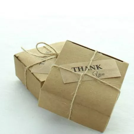 10 Boîte dragée carton Carré kraft ruban et étiquettes 10 Boîte dragée carton Carré kraft ruban et étiquettes