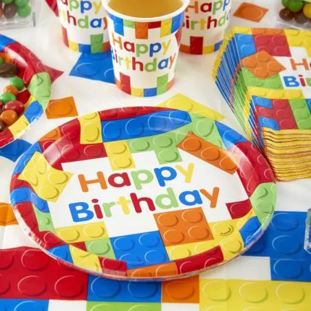 Assiette jetable anniversaire block party lot de 10 Assiette jetable anniversaire block party lot de 10