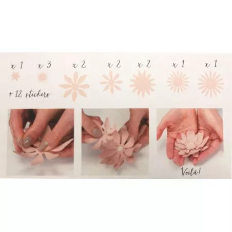 Fleurs décoratives en papier rose poudré Fleurs décoratives en papier rose poudré