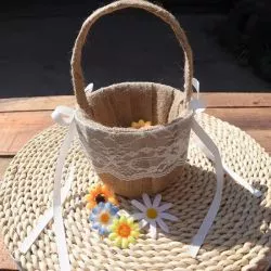 Panier pétale mariage Jute et dentelle