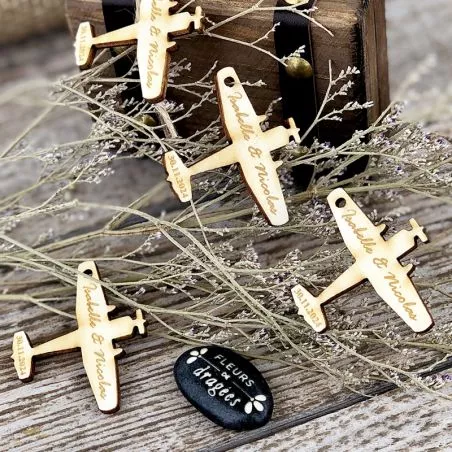 Étiquettes Avion en bois - (les 18) Étiquettes Avion en bois - (les 18)
