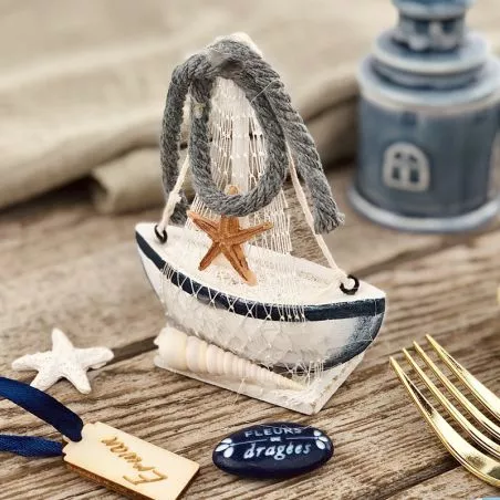 Petit bateau bois avec Corde - cadeau d'invité Petit bateau bois avec Corde - cadeau d'invité